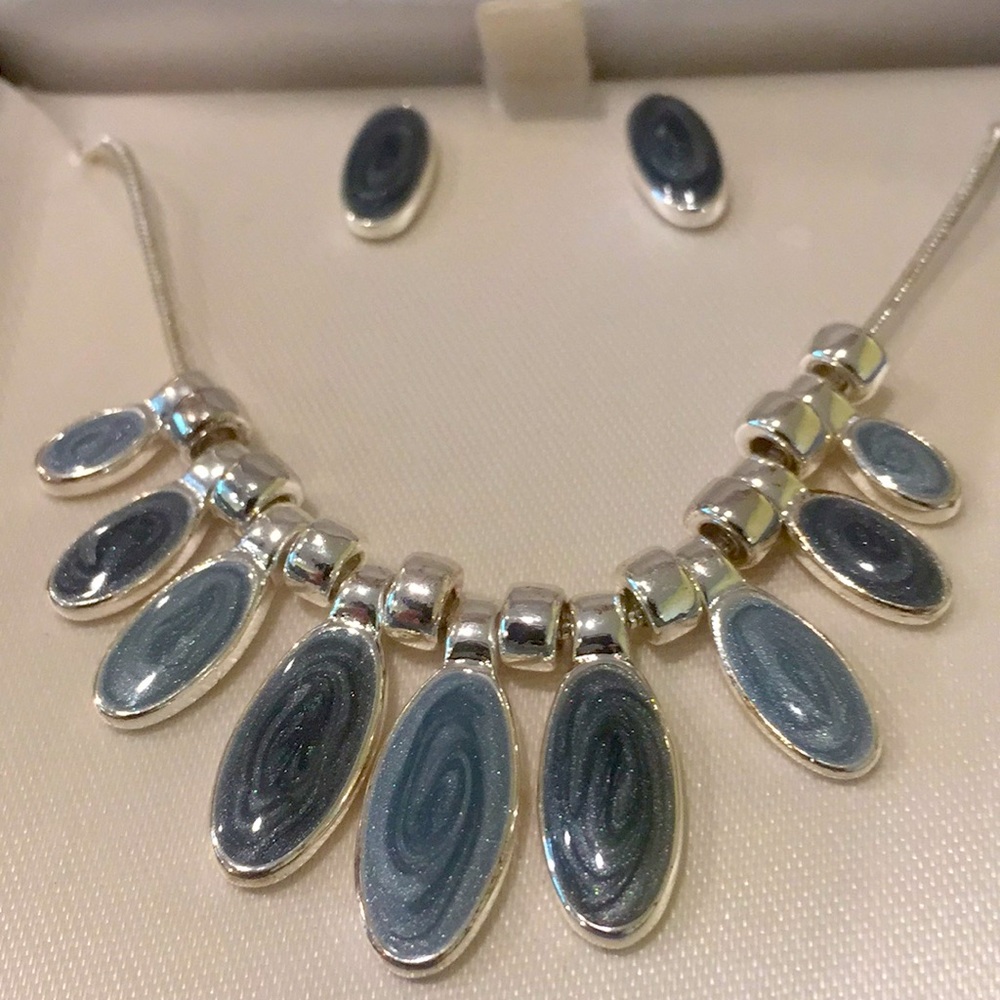 5 for $25!  Smokey blue and silver necklace / earring set.